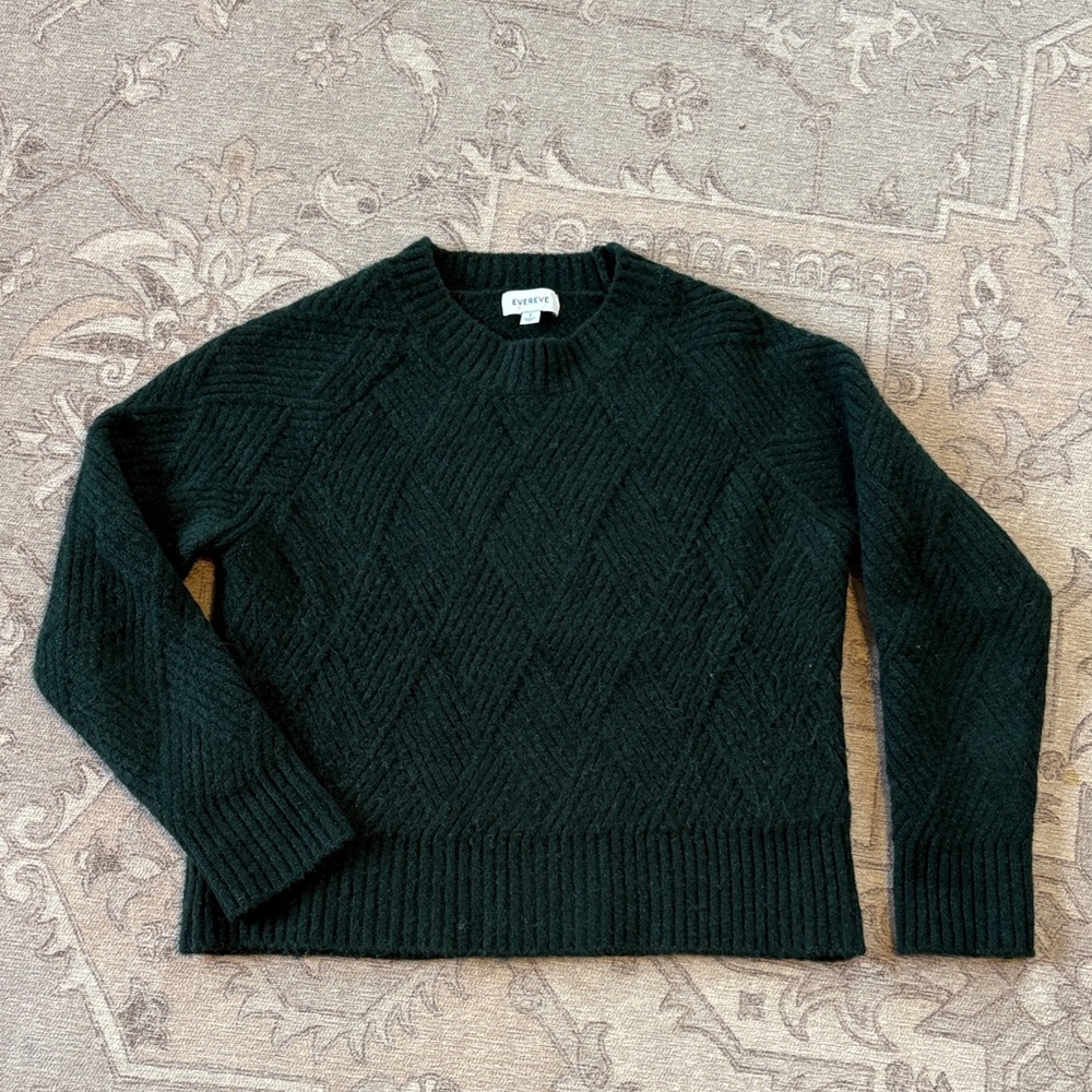 Evereve Dark Green Diamond Knit Crew Neck Sweater